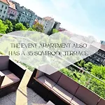 Matyas Corner Panorama I *